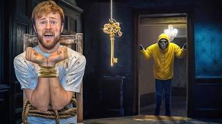 EXTREME ESCAPE THE BUILDING OR GET HUNTED!