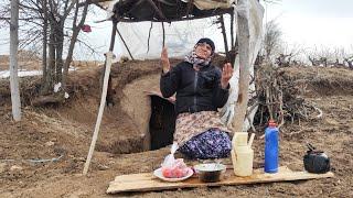 Grandma in the Cave: Traditional Cooking and Living in Nature️️