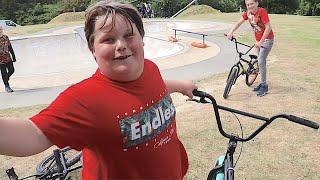 SURPRISING KID WITH A NEW BIKE