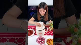 Compact Power The Perfect Electric Cooking Pot for Small Spaces.