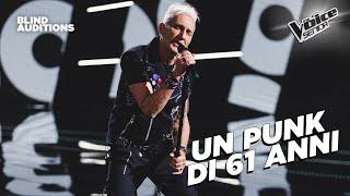 Lo stile punk di Francesco colpisce Arisa | The Voice Senior Blind Auditions