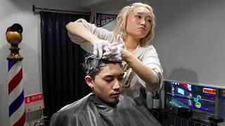 ASMR Süße japanische Friseurin hat Haare geschnitten, rasiert und entspannendes Shampoo aufgetragen