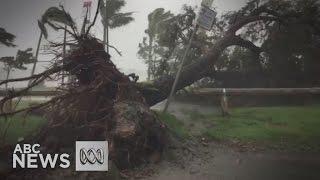 Cyclone Debbie smashes into Queensland coast