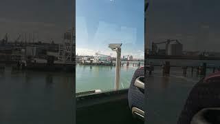 Go to London border in the ship