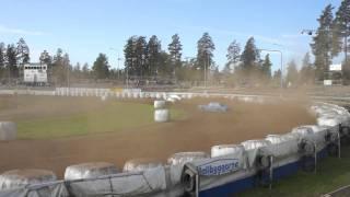 Bilspeedway Brovallen 1/10 -11 lite Karlbo rivalitet :) enjoy