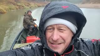 озёра замёрзли сети проверить не можем ставим жерлицы на щуку  рыбалка и охота Таёжная жизнь