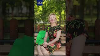 Глядя на луну, вспоминаю о далекой