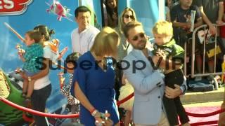 Jason Priestley, Naomi Lowde-Priestley at Planes Los Ange...