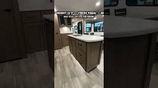 A TRAILER with Fifth Wheel Living Space! 292RL #rv #rvlife #travel #camping #rving #camp #camper