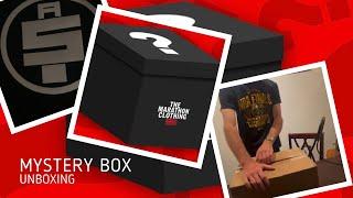 UNBOXING THE MARATHON CLOTHING MYSTERY BOX! 