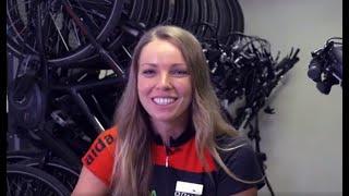 Viktoria ist Biking Guide bei AIDA