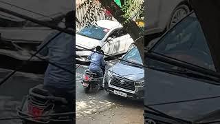 Fas gya #automobile #highway #vlog #traffic #trucking #youtubeshorts #news #car