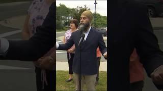 Jagmeet Singh confronts drive-by heckler in Newfoundland #shorts