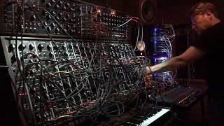 Sonic Robot modular Synthesizersdotcom Moog Eurorack Live improv