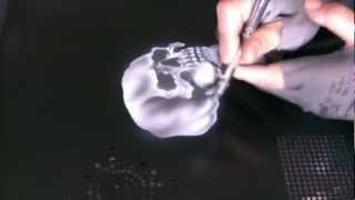 Speedpainting Airbrush Design mit Schablone für Skull Totenkopf Schädel