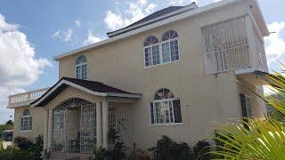 Magnificent 5 Bedroom House For Sale in Laurel Kellier Crescent, Montego Bay, St James.