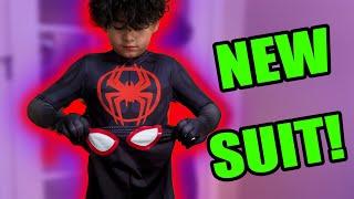 UNBOXING the NEW MILES MORALES Across the spider verse suit