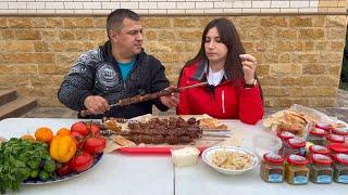 Secrets of marinade and frying shish kebab! We prepare beef, lamb, and duck shish kebab.