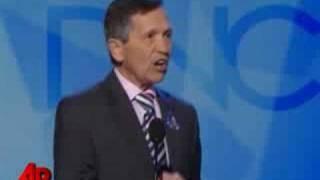 Kucinich : Wake Up America!