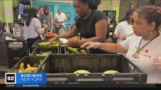 New York Common Pantry adapting to record migrant surge