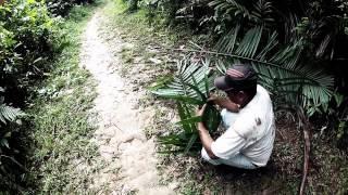 How to Make a Backpack out of Palm Leaves