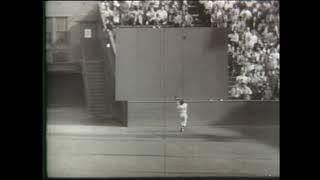 Willie Mays makes "THE CATCH"! His famous over-the-shoulder grab is one of the best EVER!