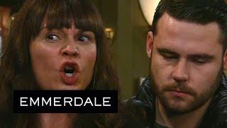 Emmerdale - Chas Exposes What Gordon Did To Everyone