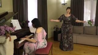 "Катюша" (М. Блантер). Исполняют Наталья Мещерякова и Лариса Макаренко (ф-но)