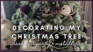 Decorating my Christmas Tree | dark burgundy & metallics