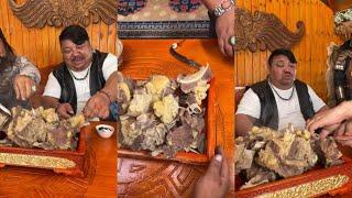 Enke takes you to eat Mongolian delicacies! Yellow fat steak! [Enke] #camping #cooking #food