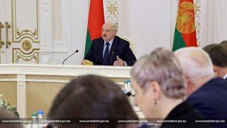 УМРУТ ИЛИ ДЕФИЦИТ? Лукашенко всё знает наперёд. #лукашенко #новости #ростцен #shorts #кочанова #сми