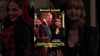 Lisa politely greeted members of the Arnault family at the louis vuitton 2025 show #lisa #blackpink