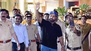 Rohit Sharma GRAND Welcome at Mumbai Airport After Champions Trophy 2025 Victory