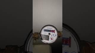 Как остановить водяной счётчик с помощью обычного носка !! Антимагнитные пломбы не повре