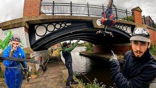 They throw everything off the bridge! Magnet fishing in Liverpool