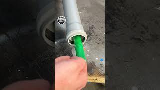 Looks Silly – But This Hose on Finger Trick Is Brilliant! #tricks #tools