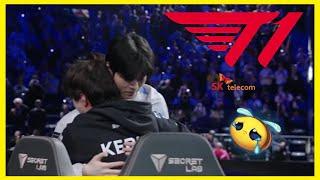 Deft comforts Keria with a Hug after Finals