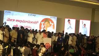 Janasena Chief Pawankalyan meeting with Megafans | Pawankalyan | Akhila Bharatha Chiranjeevi Yuvatha