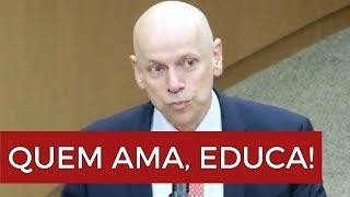 LEANDRO KARNAL - Quem Ama, Educa!