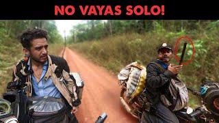 HOMBRE con ESCOPETA: "AYER CASI me COME un TIGRE " | AMAZONAS-BOLIVIA|Vuelta al mundo en moto|Cap#22