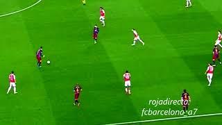 Sergio Busquets lovely play - Barcelona vs. Arsenal (16/03/2016) HD 720p