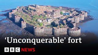 India’s centuries-old ‘unconquerable’ sea fort - BBC News