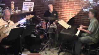 Wray, Rigel & Rose at Legends Steakhouse for WC Handy Festival 2013  1080p