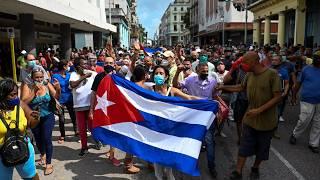 Protesta en la TERMINAL de Santiago de CUBA y Enfrentamiento con un COMUNISTA / Noticias de Cuba Hoy