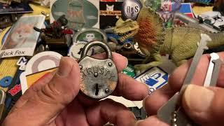 #2211 #minilockmonday Picking a Trusty padlock!