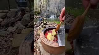 Çömlekte Kuzu Güveç Eşliğinde Ramazan Pidesi  / lamb in earthen casserole