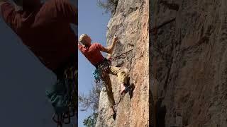 How to strip the last two quickdraws on a sport route. #climbing #sportclimbing