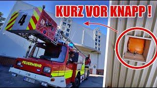 DACHDECKER - FEUERWEHR  - MEINE HALLE IST TOTAL UNDICHT  ! | ItsMarvin