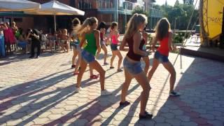Реггетон - начинающая группа (студия танцев Social Dance Club) танцы г.Николаев