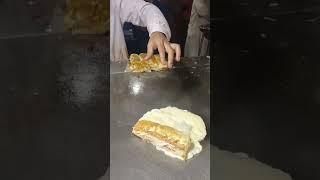 Andy wala burger// #lahorefood #viral #rnmsquad
